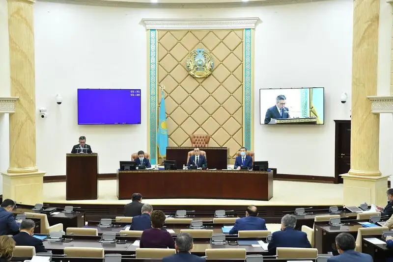 Рынок ЕАЭС: позволяющий оперативно реагировать на новую продукцию закон приняли в Сенате