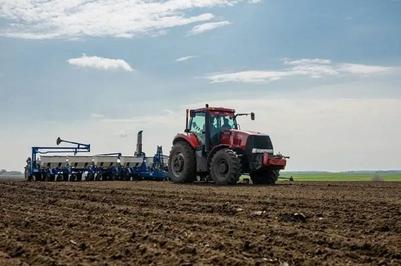 Готовность сельхозтехники к весенне-полевым работам составляет 97% - Сапархан Омаров