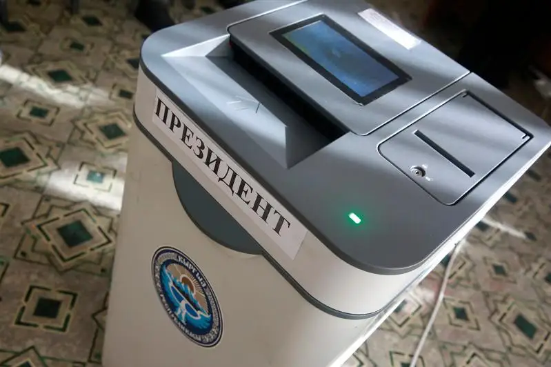 По состоянию на 18 часов на выборах в Кыргызстане проголосовали 33,13% избирателей