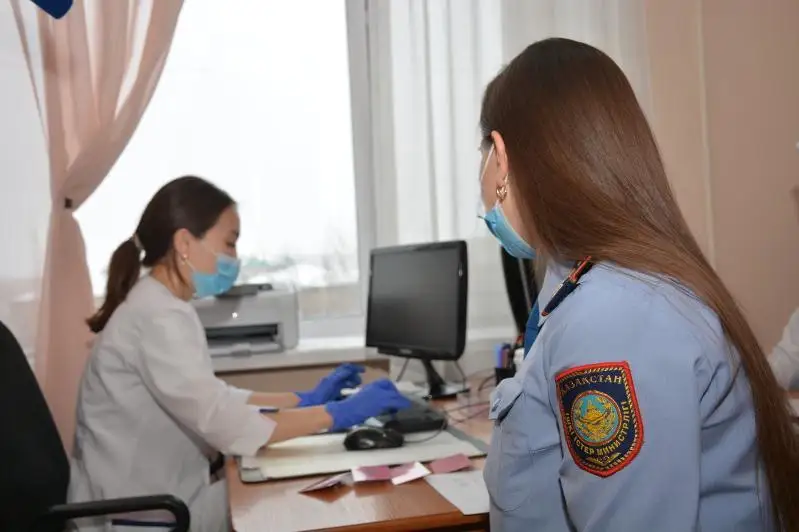 Вакцину против коронавируса получает личный состав полиции СКО