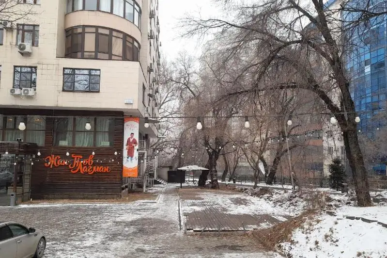 Незаконное кафе снесли в Алматы