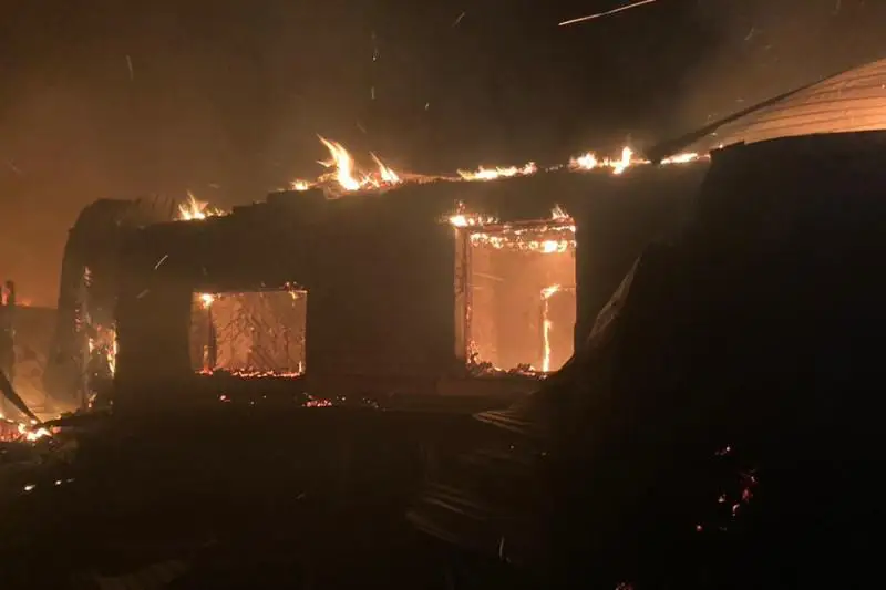 90% ожогов тела получила девушка во время пожара в СКО