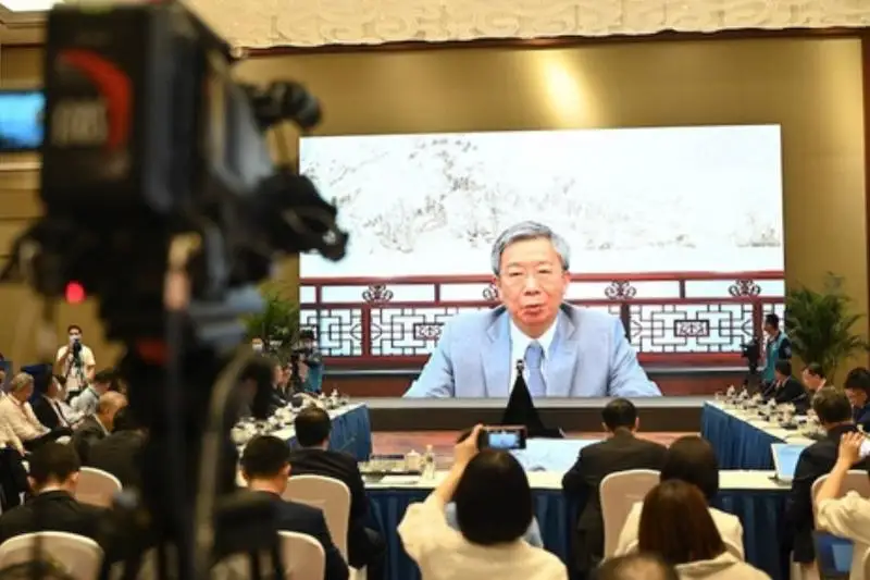 В Азии имеется широкий консенсус по «зеленой» трансформации – глава Центробанка Китая