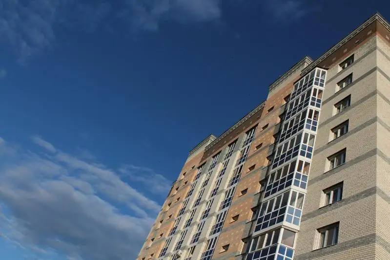 Крен домов в Алматы: 17 многоэтажек укрепят в микрорайоне Зердели