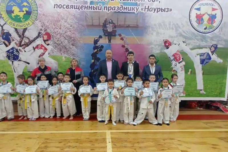 Турнир по национальной командной игре «Ордабасы» прошел в Таразе