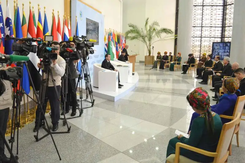 В Туркменистане состоялась пресс-конференция «Значимость мира и доверия в современном мире»