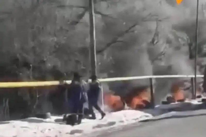 Экологи проверят факт сжигания автопокрышек для отогрева труб  в Алматинской области