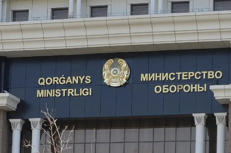 Первый военный документ получат более ста тысяч казахстанцев