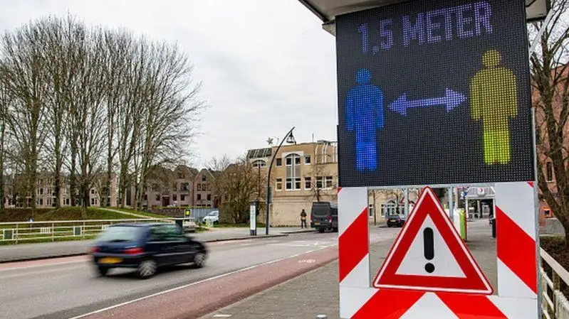 Коронавирус: 117-летняя француженка выздоровела после ковида, Европа думает об ослаблении карантина