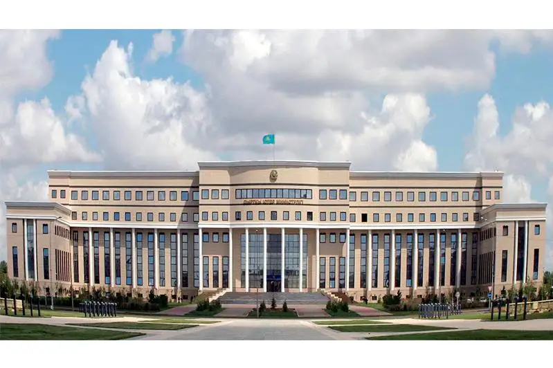 Вакцинация сотрудников дипкорпуса продолжается в Казахстане