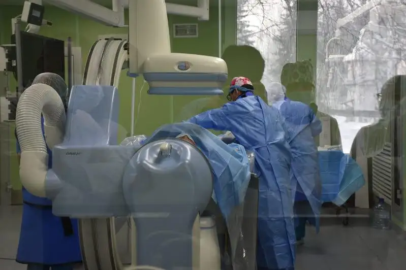 Операции без скальпеля начали делать в одной из  районных больниц ВКО