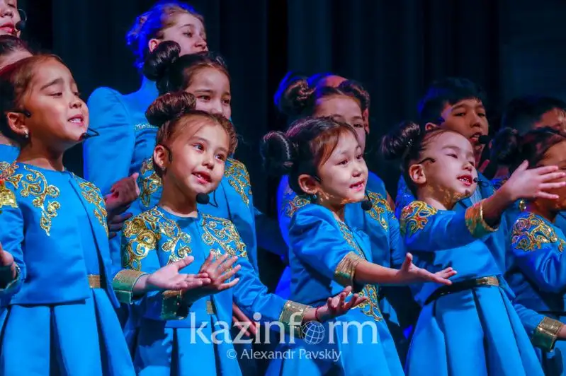 День благодарности: юные дарования посвятили музыкальный вечер особенным детям в Алматы