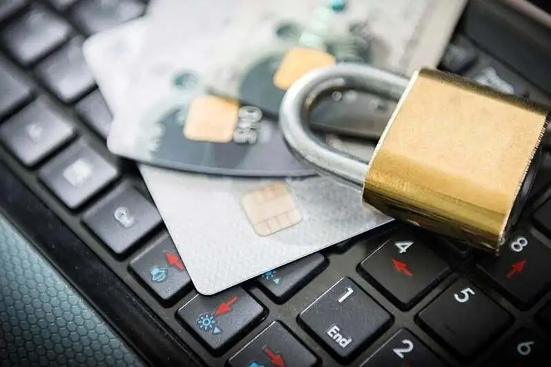 Крупное интернет-мошенничество раскрыли полицейские Тараза