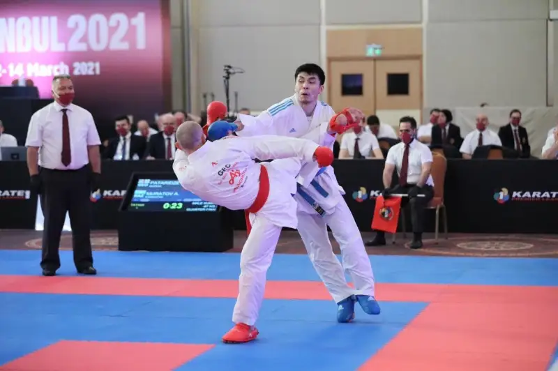 Двое казахстанцев поборются за «бронзу» Премьер-лиги Каратэ 1