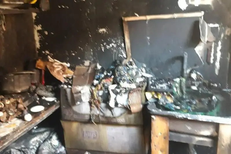 Магазин сгорел в пригороде Атырау