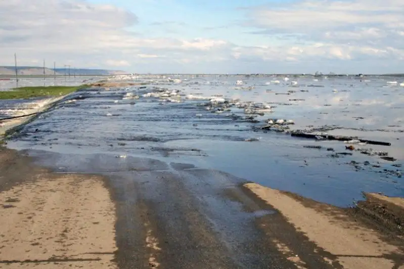 Три акмолинских населенных пункта остаются без автосообщения из-за паводков