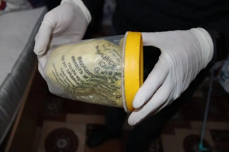 Героин в особо крупном размере изъят у 18-летнего костанайца