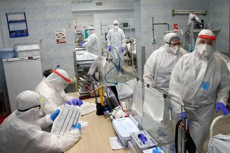 В России за сутки выявили 26 301 случай заражения коронавирусом