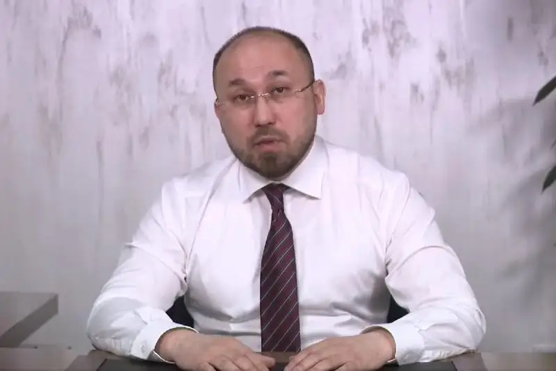 Vaktsınalaý ómirimizdi qalypty arnasyna qaıtarady – Dáýren Abaev