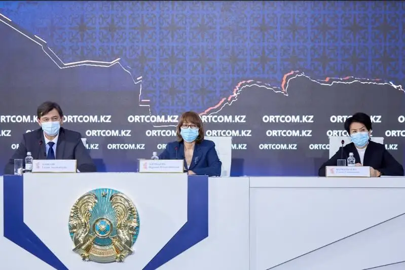 Какой вакциной привьются члены Правительства и депутаты - ответ Ерлана Киясова