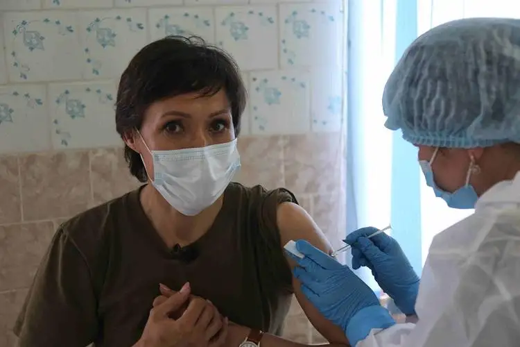 Вакцинация военных: выездные бригады медиков прибыли в подразделения РгК «Юг»