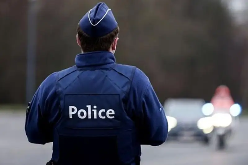 Коронавирус в мире: ЕС запирает границы, британский штамм снова мутировал