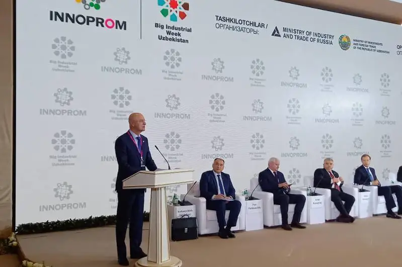 Роман Скляр принял участие в международной выставке «Иннопром» в Ташкенте