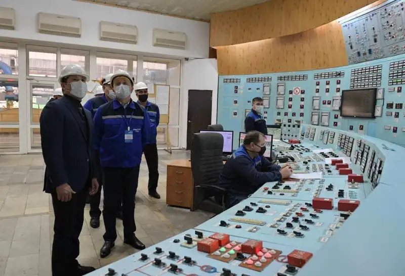 Абылкаир Скаков проверил работу электростанций и ТЭЦ Экибастуза