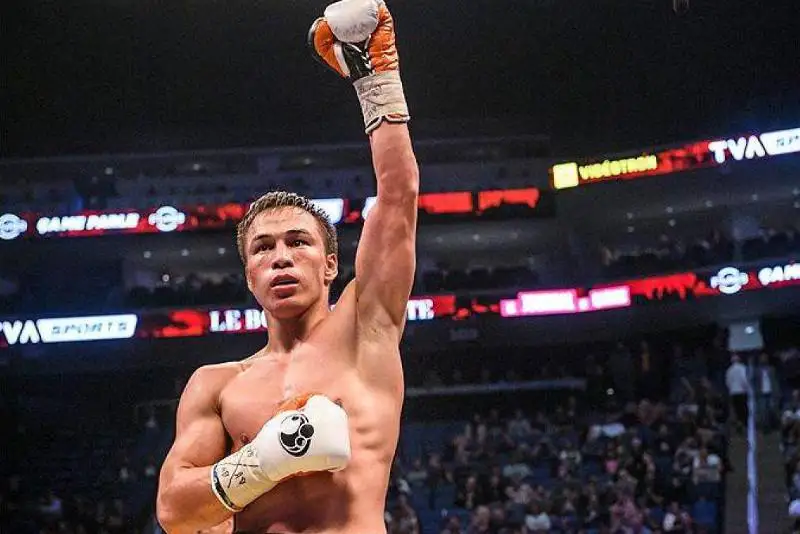 Батыр Джукембаев официально анонсировал свой дебютный бой в США