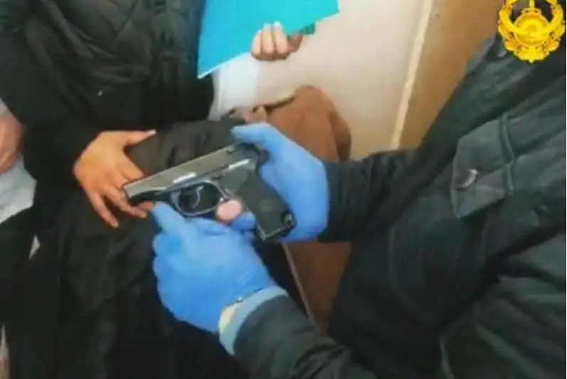 Героин и оружие обнаружили в доме пенсионера в Актау