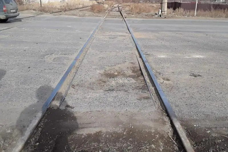15 должностных лиц наказаны за плохое содержание ж/д переездов в Павлодарской области