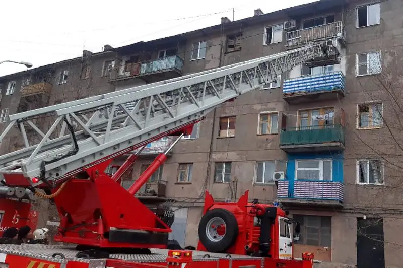 8 человек спасли и 15 эвакуировали при пожарах в Карагандинской области