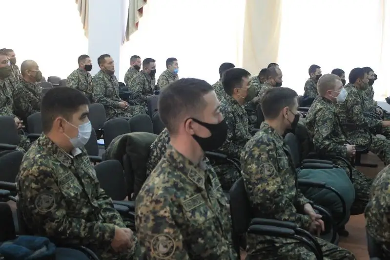 Новый период обучения начали гвардейцы в Уральске