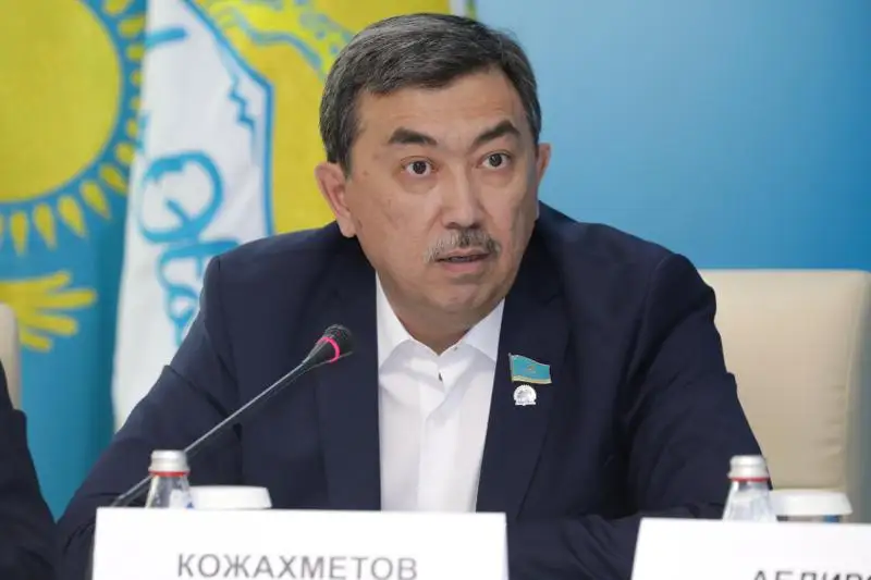 Проблему восстановления корпуса госпиталя для инвалидов ВОВ в Алматы поднял депутат