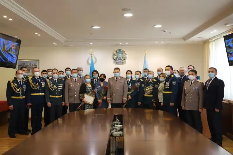 Десять сотрудников органов гражданской защиты представлены к госнаградам