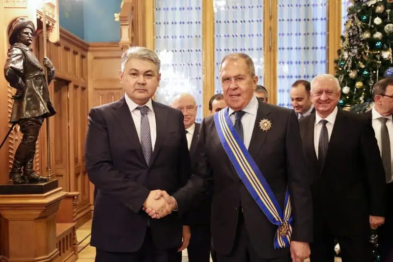 Сергею Лаврову вручили госнаграду РК орден «Барыс» І степени