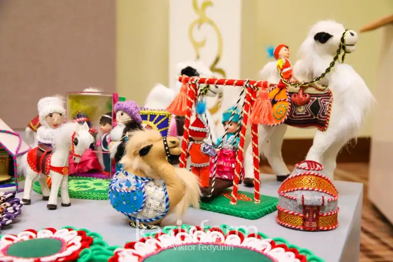 Особенные дети представили изделия ручной работы на выставке в столице