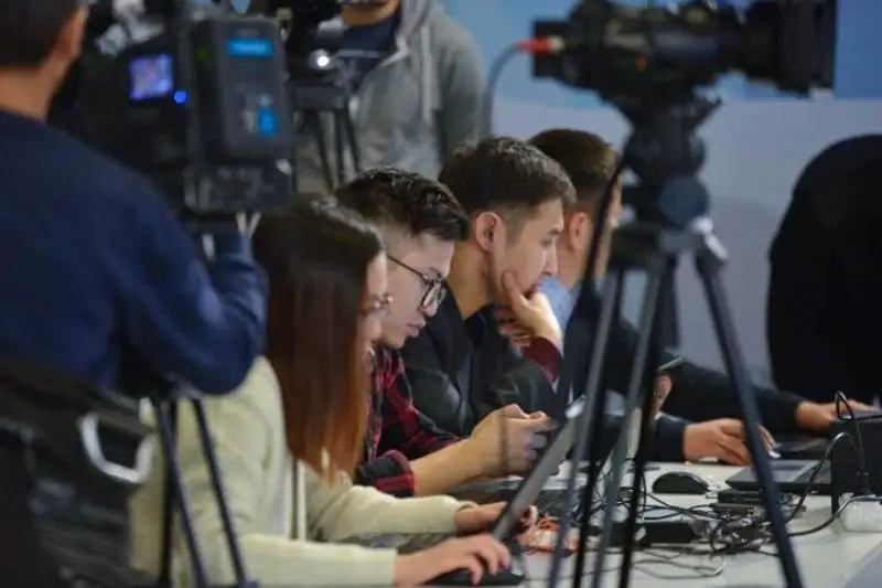 Подготовить журналистов новой формации поручил Ералы Тугжанов