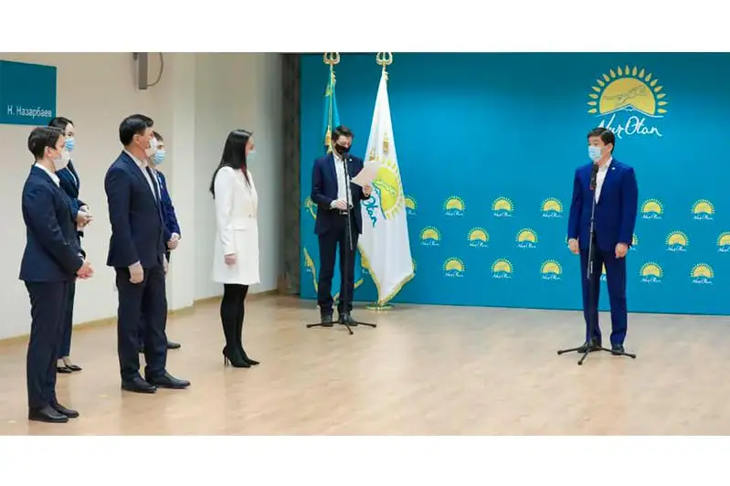 Будет внедрен общественный рейтинг депутатов партии «Nur Otan» - Бауыржан Байбек