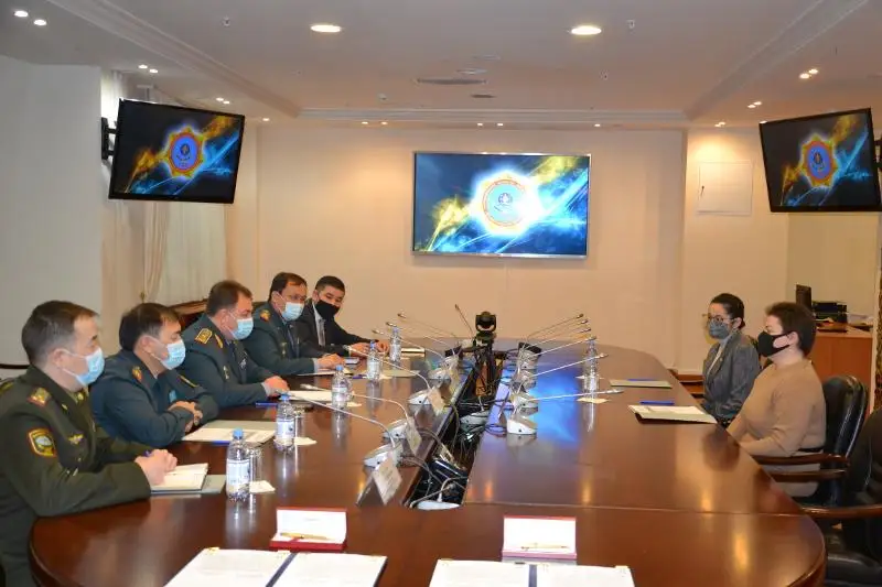 Казахстанских волонтеров научат первичным навыкам при ЧС