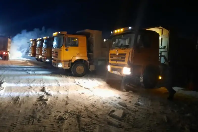 У семи грузовых автомобилей замерзло дизтопливо на одной из трасс ВКО