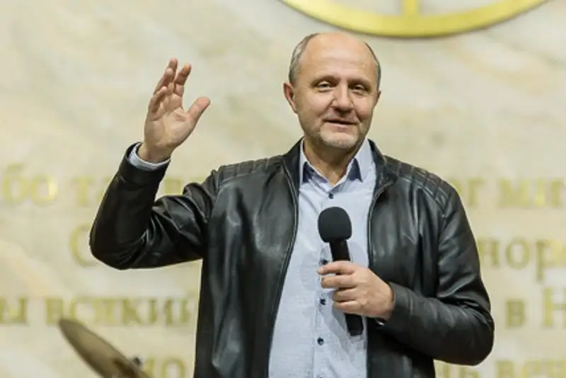 Юрий Шумаев: День благодарности – это дань уважения друг к другу всех граждан нашей страны