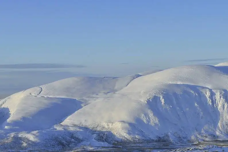 В России сошла лавина: пропала туристическая группа из 15 человек