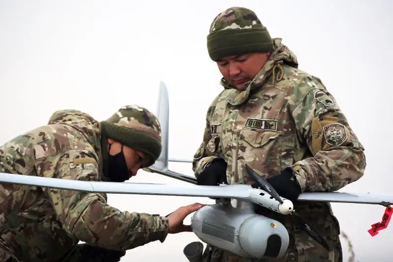 Новые методы борьбы с незаконными вооруженными формированиями отработали на полигоне в Алматинской области