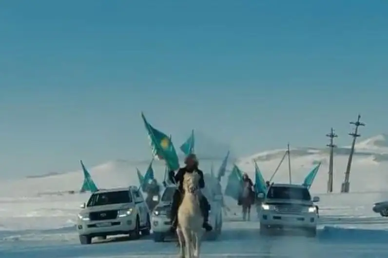 Масштабный патриотический челлендж проходит в селах Акмолинской области