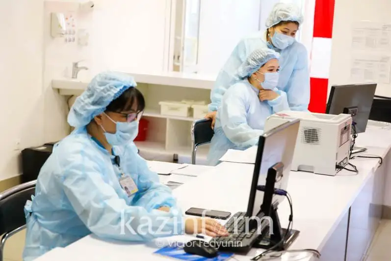 Выплаты на 115 млрд тенге получили казахстанские медработники за прошлый год