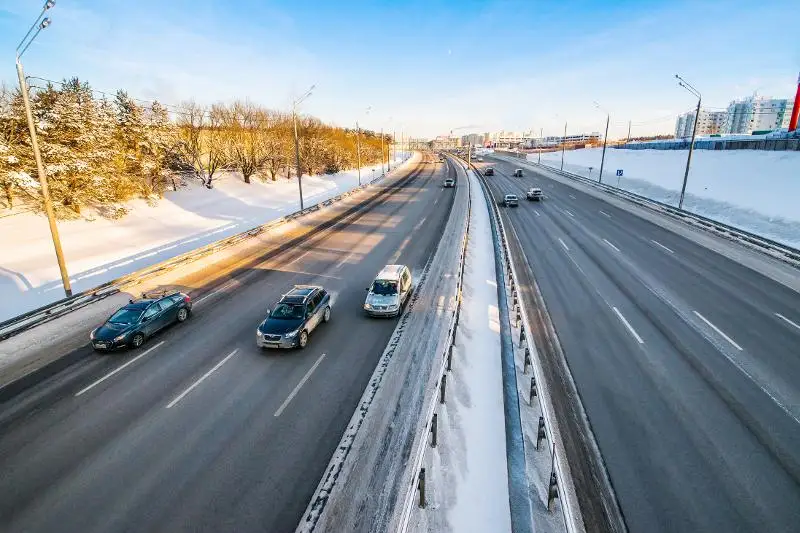 Открыто движение автотранспорта на дорогах двух областей