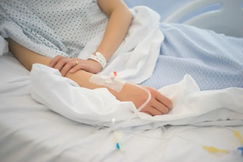 1 124 человека лечатся от коронавируса в Атырауской области