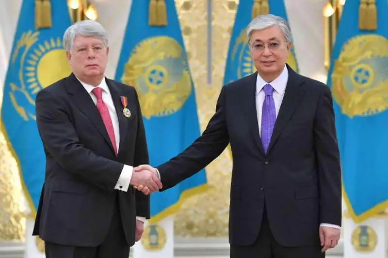 Орденом «Достык» II степени награжден посол России Алексей Бородавкин