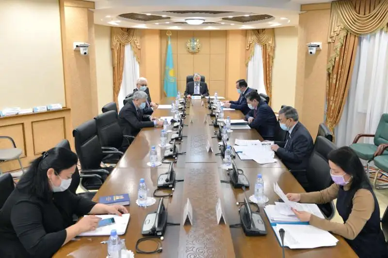 Senatorlar atom energııasyna qatysty zań jobasyn qarady